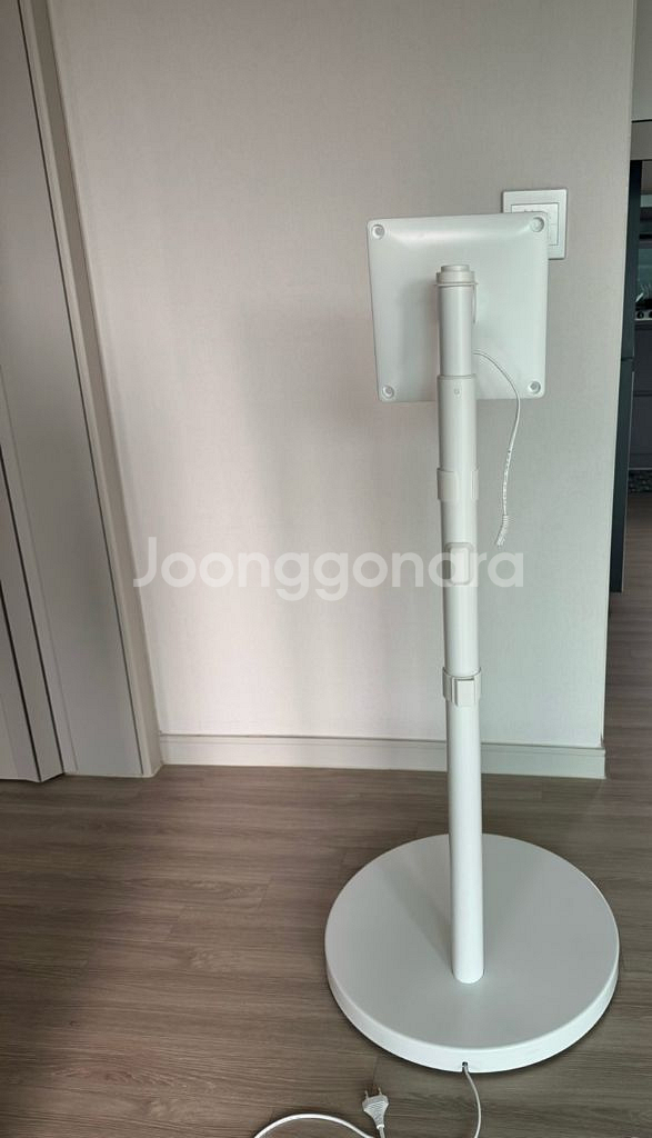 삼성 정품 무빙스탠드 스마트 모니터 M7 43인치용--0
