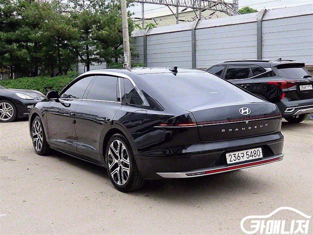 [현대]그랜저 (GN7) LPG 3.5 2WD 익스클루 이미지