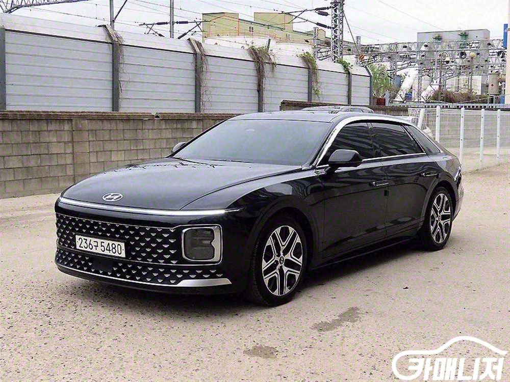 [현대]그랜저 (GN7) LPG 3.5 2WD 익스클루 이미지