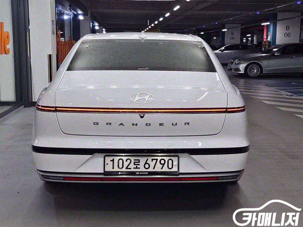 [현대]그랜저 (GN7) LPG 3.5 2WD (택시형 이미지