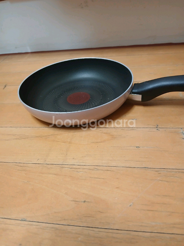 테팔 프라이팬/20cm--1