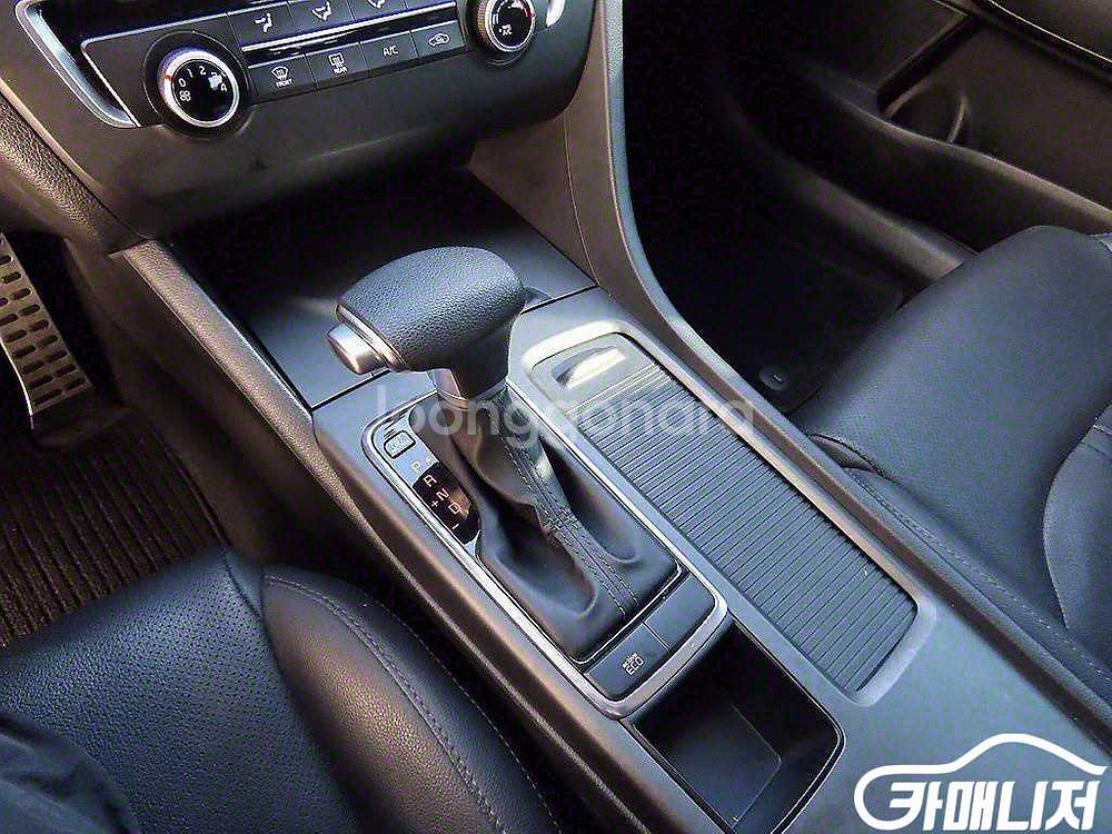 [기아]K5 2세대 SX 2.0 LPI 럭셔리 A/T--9