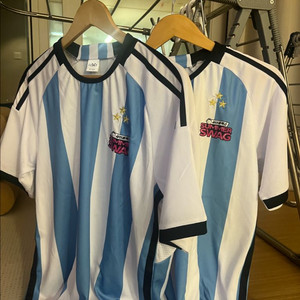 2025싸이 흠뻑쇼 티셔츠. 105XL, 95L팝니다.