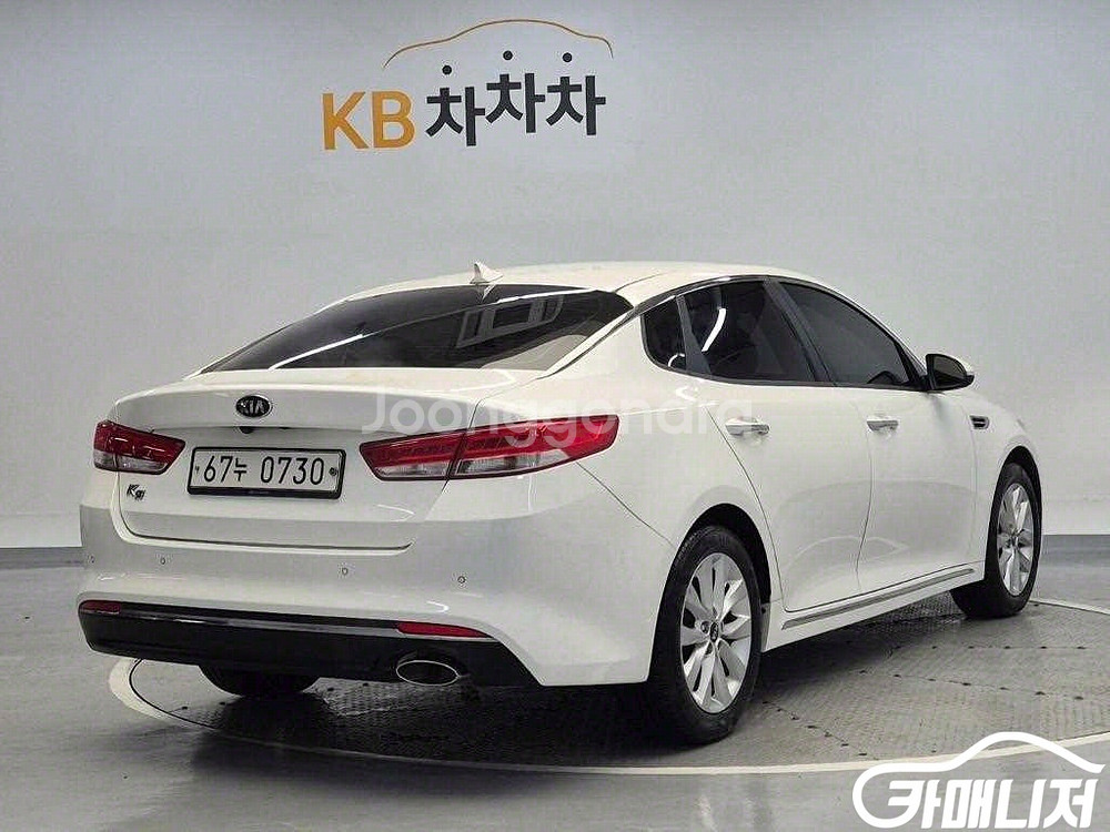 [기아]K5 2세대 MX 2.0 LPI 노블레스 (5인--2