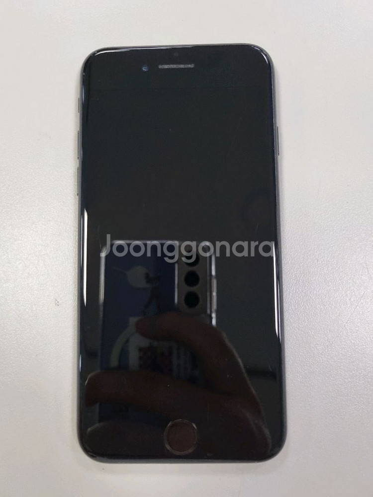 [배터리100%/카메라무음] 아이폰7 128gb 블랙--1