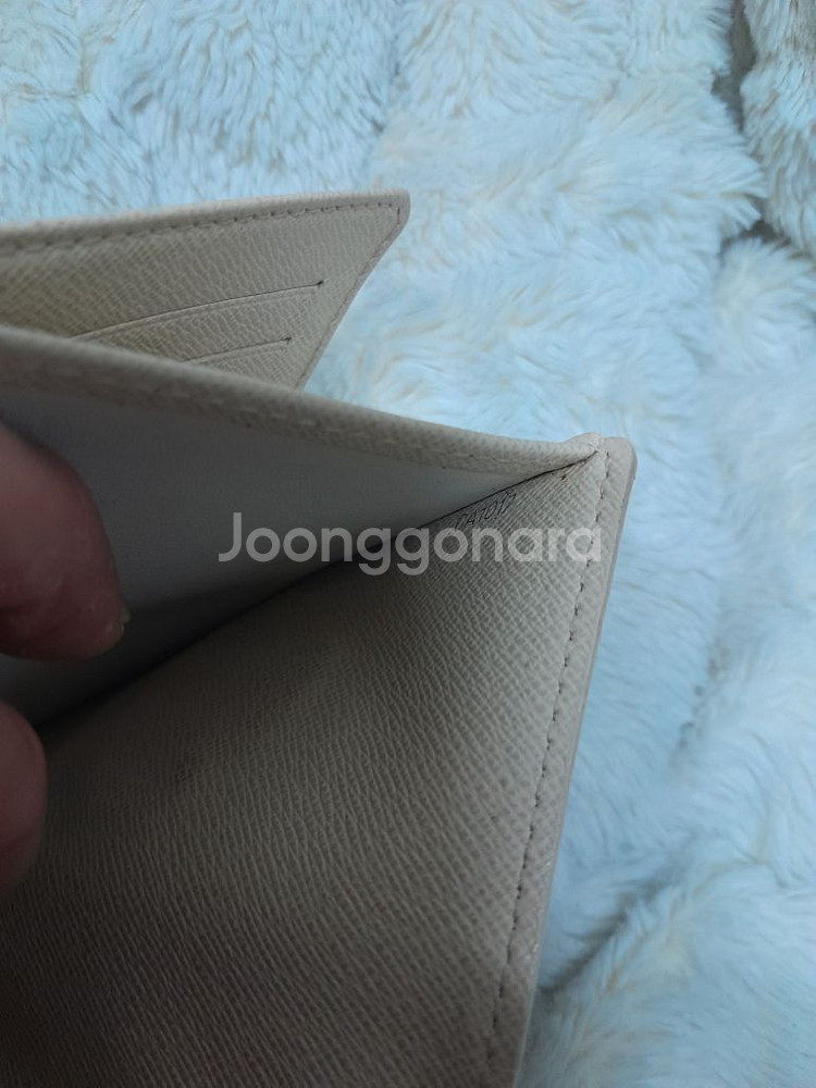 루이비통 코알라 반지갑--8