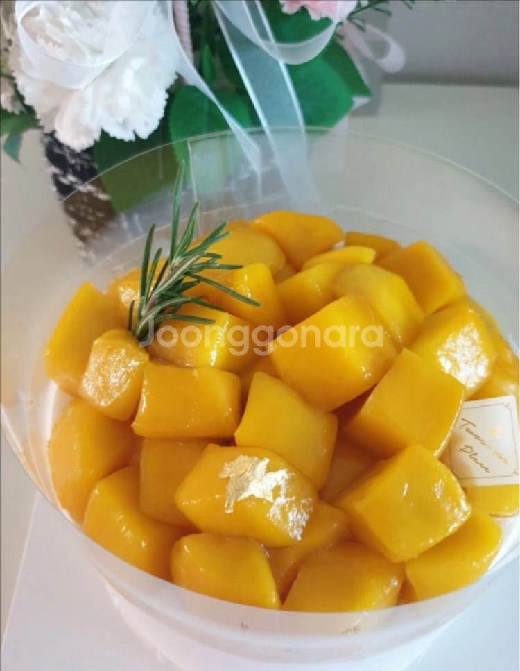 투썸 망고 피치 생크림 케이크 싸게팔아요!!--0