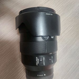 SONY sel24105g 렌즈 판매합니다