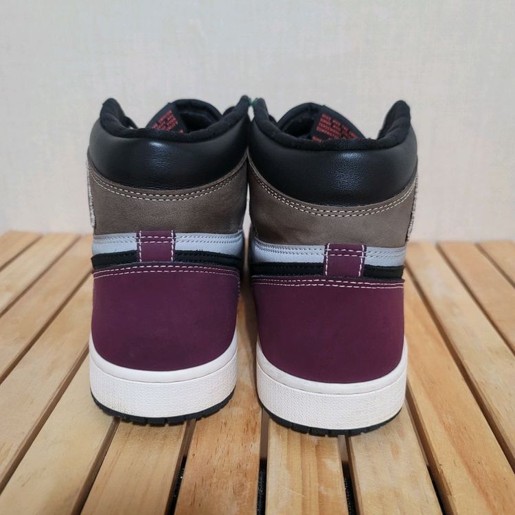 나이키 에어 조던 1 레트로 하이 OG 275 이미지