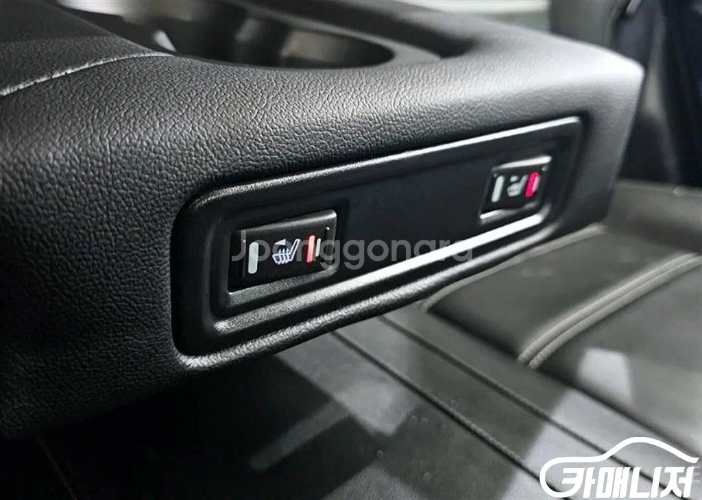 [르노코리아(삼성)]더뉴QM6 2.0 LPe LE 2W--9