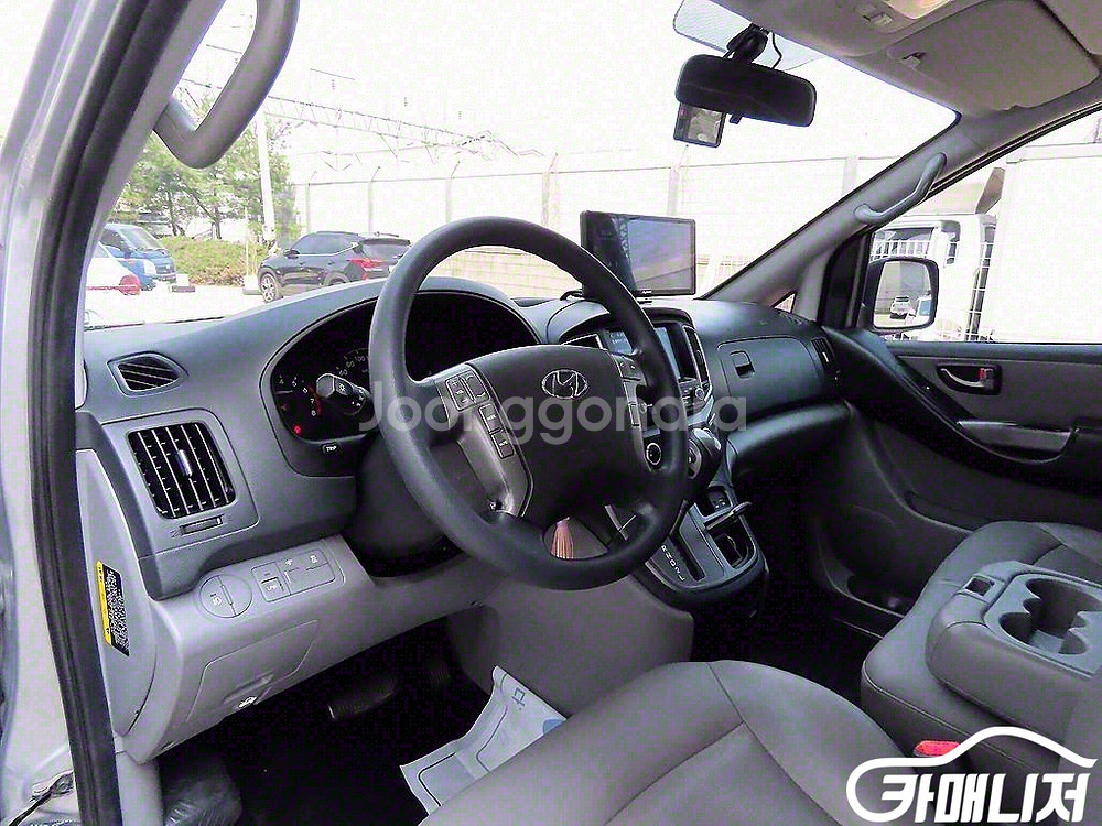 [현대]더 뉴 그랜드 스타렉스 2WD 밴 3인승 LPi--6