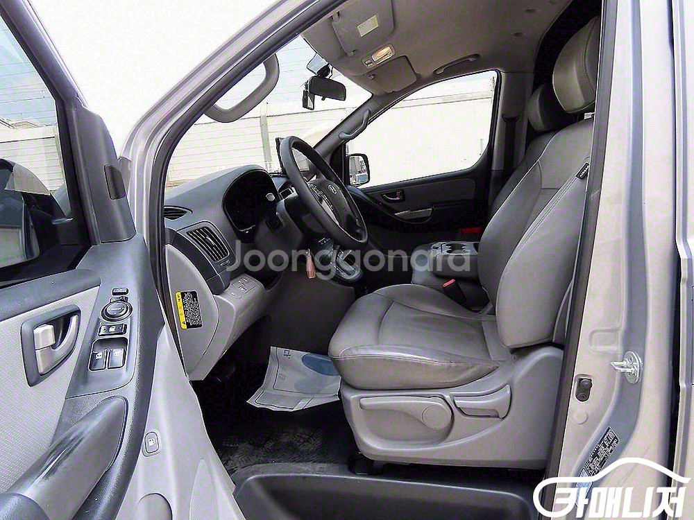 [현대]더 뉴 그랜드 스타렉스 2WD 밴 3인승 LPi--4