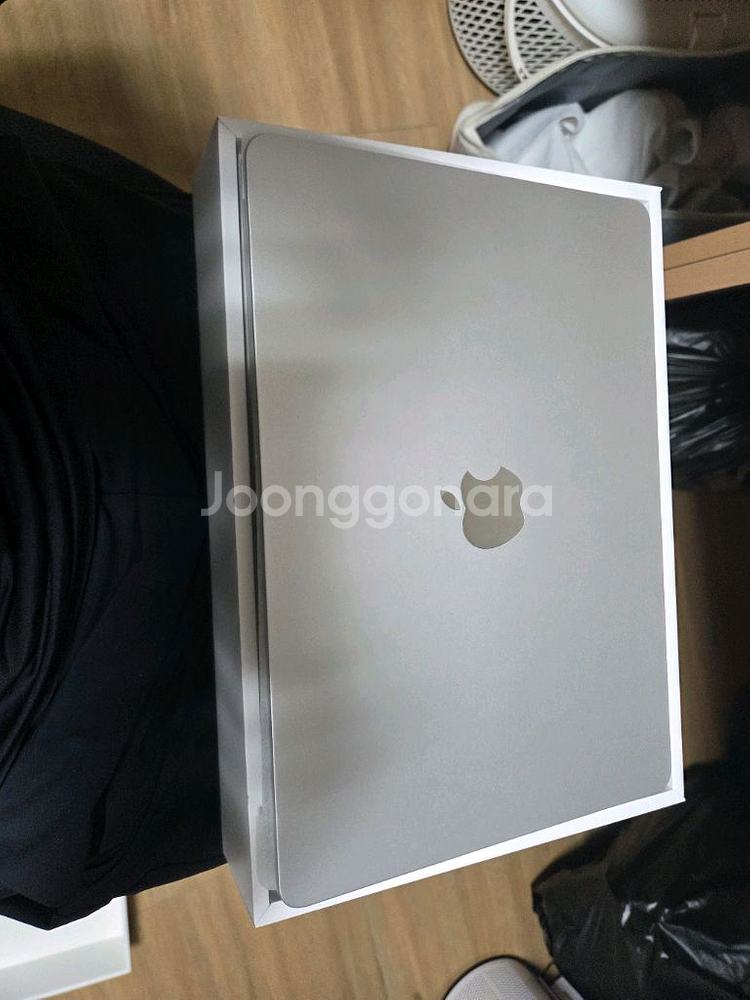 맥북에어 M2 13인치 8G램 256G S급 풀박스--2