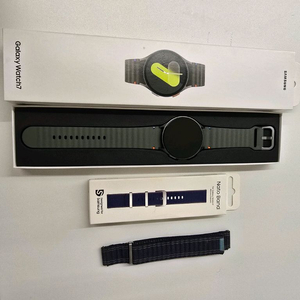 갤럭시워치7 44mm 블랙 S급 + 나토밴드