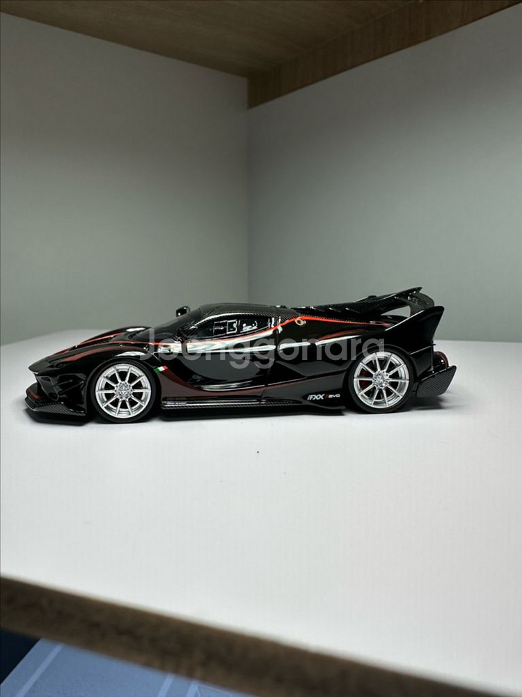 U2 Fxx-k Evo 1:64스케일 페라리 다이캐스트--3