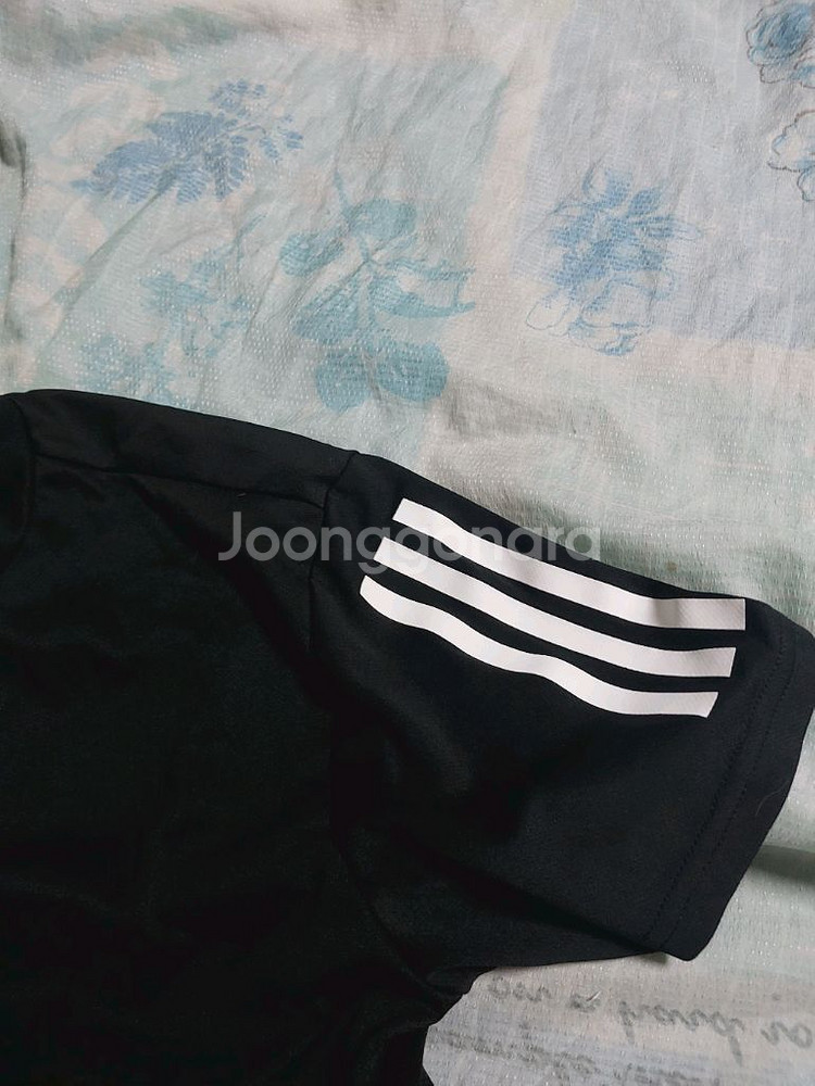 아디다스 기능성반팔티셔츠--3