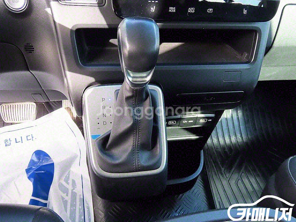 [현대]스타리아 2WD L3.5 카고 5인승 모던 #앱--9