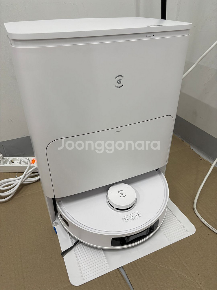 에코백스 디봇 T30S 프로 화이트--2