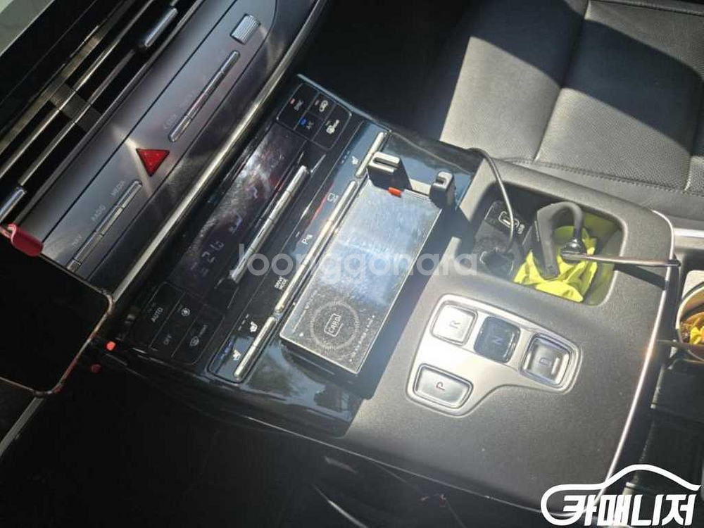 [현대]더 뉴 그랜저 IG LPI 3.0 모범형(택시형--7