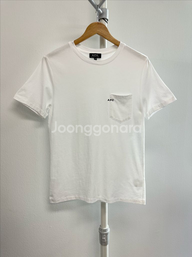 아페쎄 일본판 자수로고 포켓 티셔츠--0