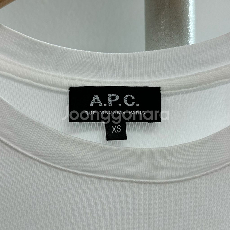 아페쎄 일본판 자수로고 포켓 티셔츠--3