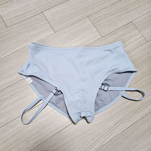 핫한 폴웨어 그루브 로우 쇼츠 m