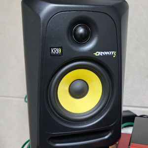 krk rokit5 g3 1조 팝니다.