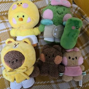 라인프렌즈 미니니 스탠드 인형+클로젯 판매합니다