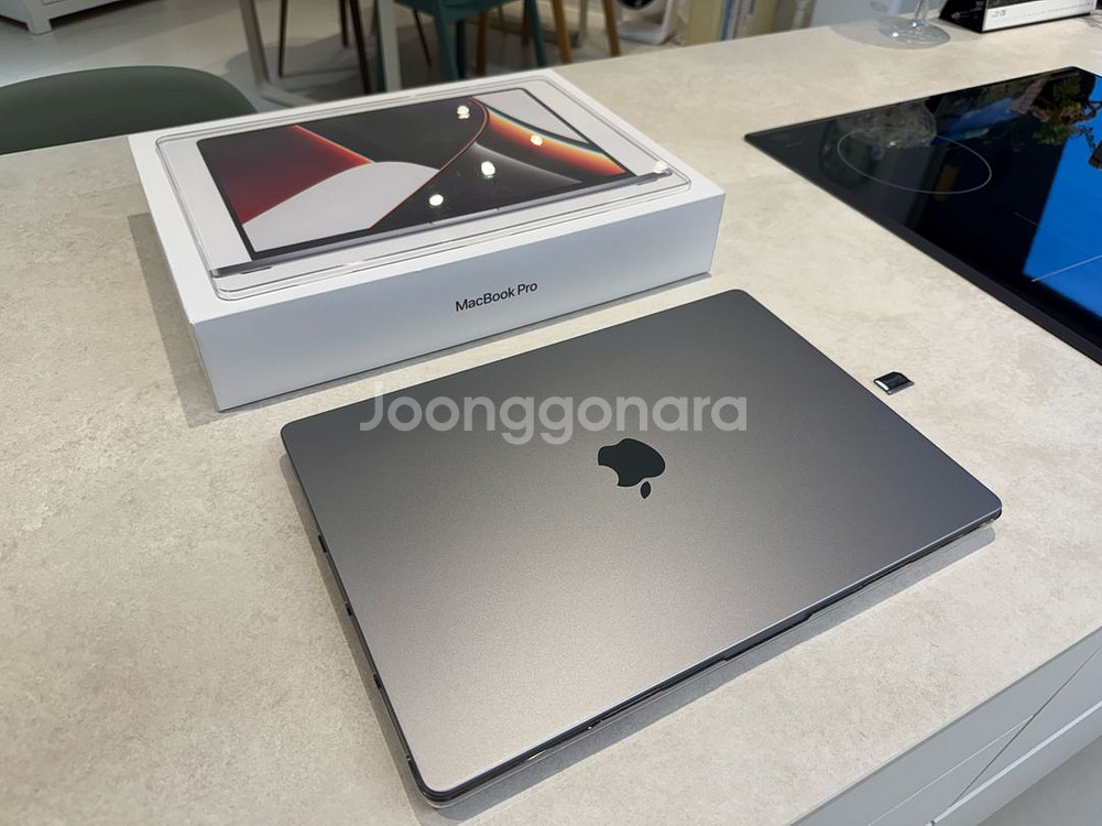 s급 박풀 m1pro 맥북프로 16인치 (16G 1TB--1