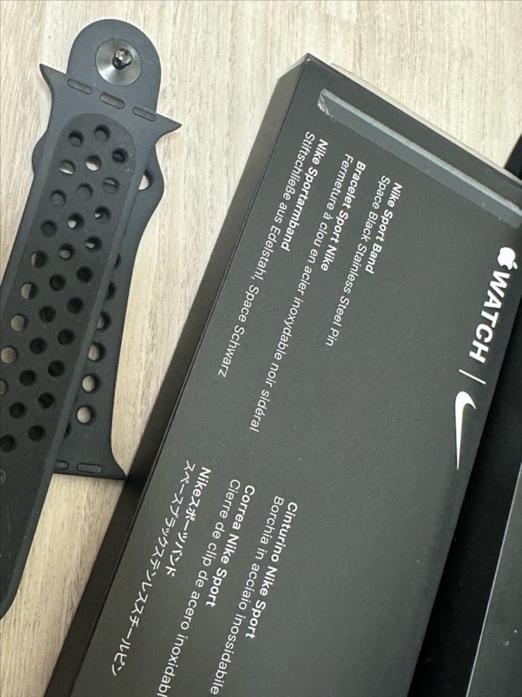 애플워치 시리즈7 41 mm 미드나잇 알루미늄 나이키 이미지