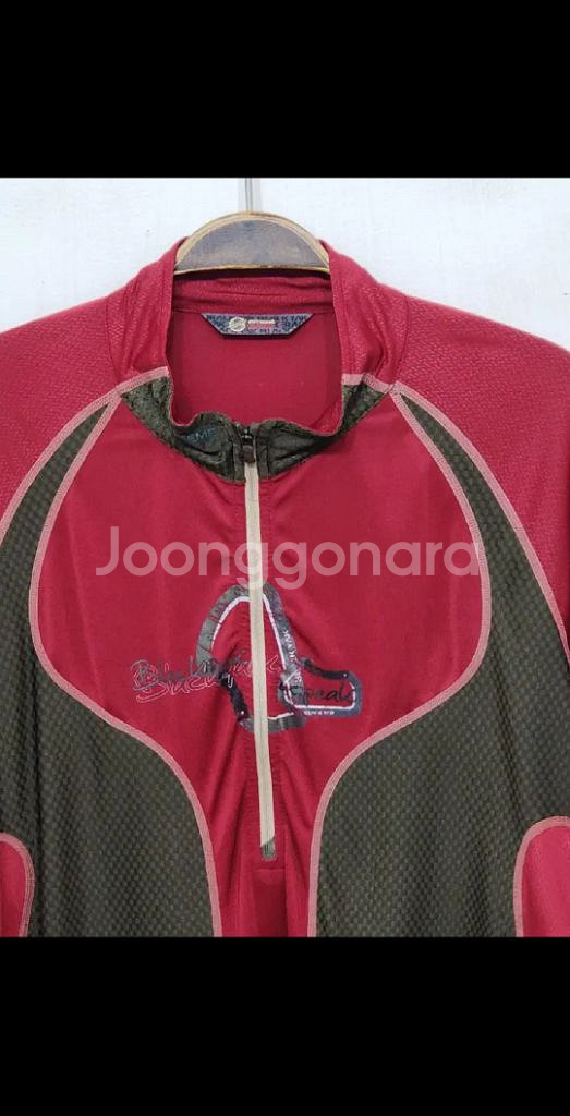(95) 블랙야크 반집업 반팔티 스판 기능성 티셔츠--1