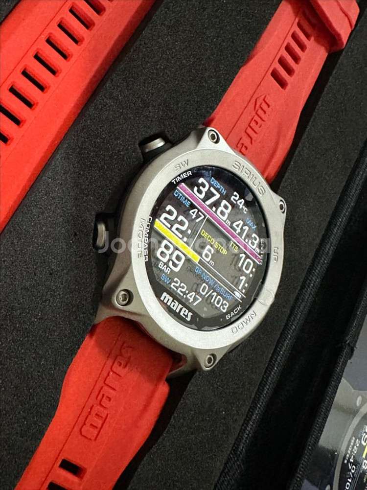 마레스 시리우스 다이빙 컴퓨터 (미착용 새제품, 풀박)--2