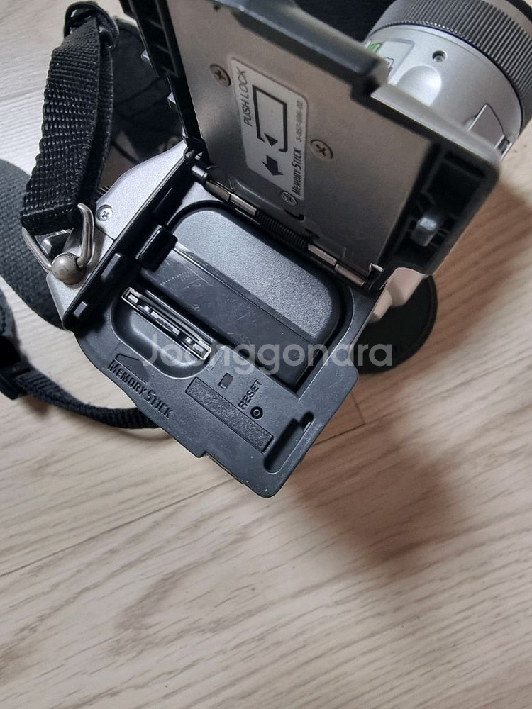 소니 사이버샷 DSC F717(충전기X)--5