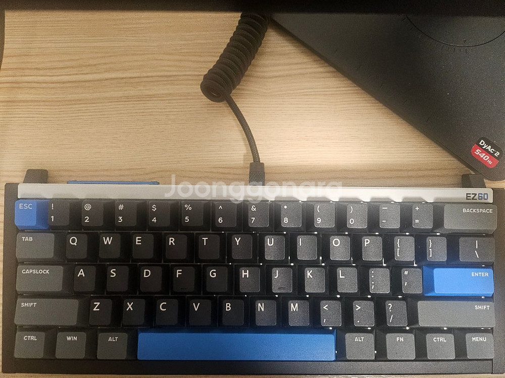 Iqunix ez60 레피드 트리거 키보드 팝니다--0