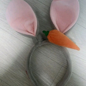 에버랜드 주토피아 주디 토끼 머리띠 팝니다.