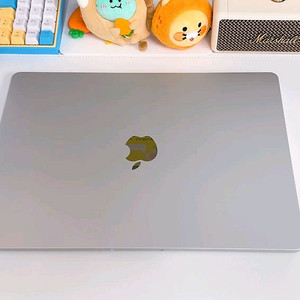 맥북에어 M4 15 16GB 512GB 실버