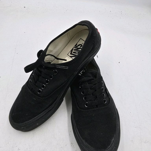 사이즈: UK5 / EU38 / US7 (여성 240 이미지