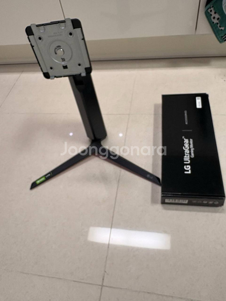 엘지 게이밍모니터 27인치 27GN950(급처)--1