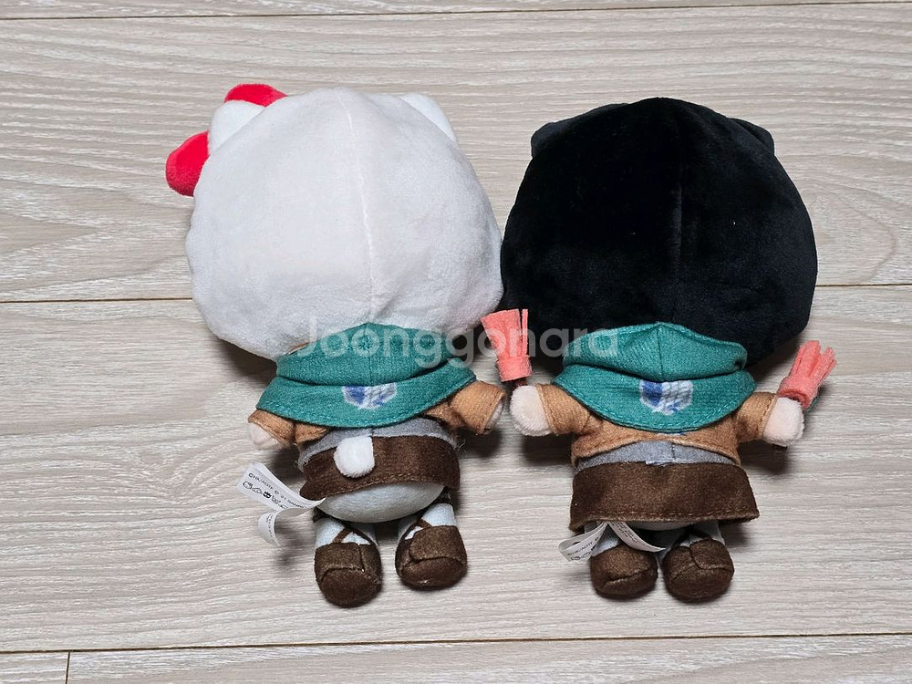 진격의 거인 산리오 엘빈 리바이 키티 배드바츠마루 누이--1