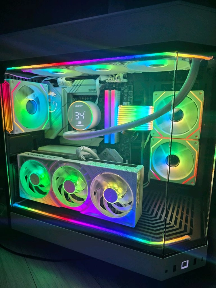 i7-14700K RTX5080 화이트 어항본체 이미지
