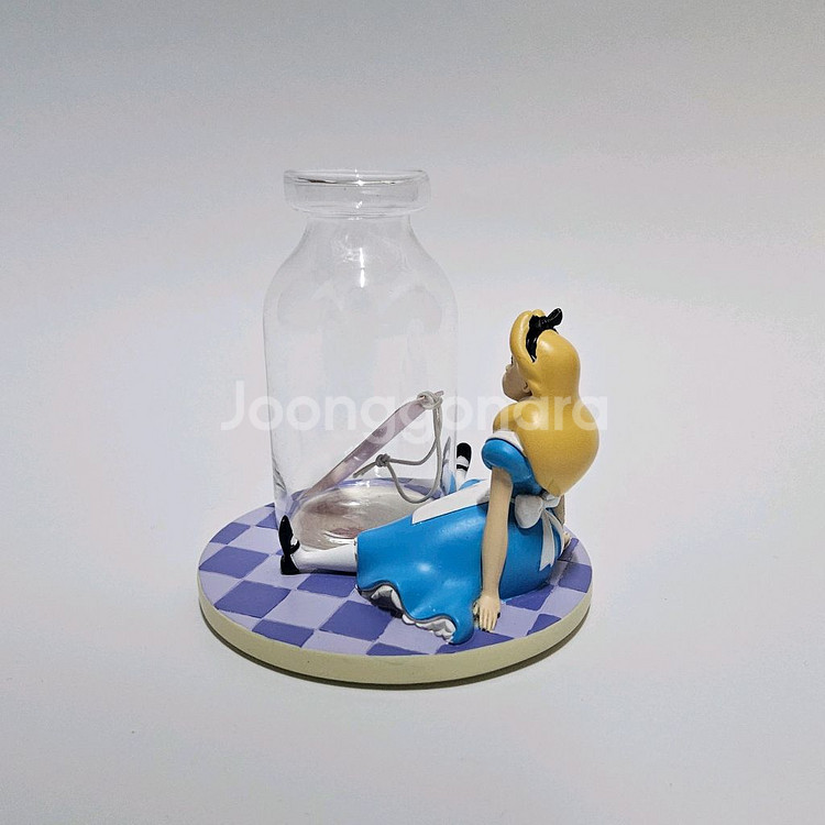 디즈니 앨리스 피규어--1