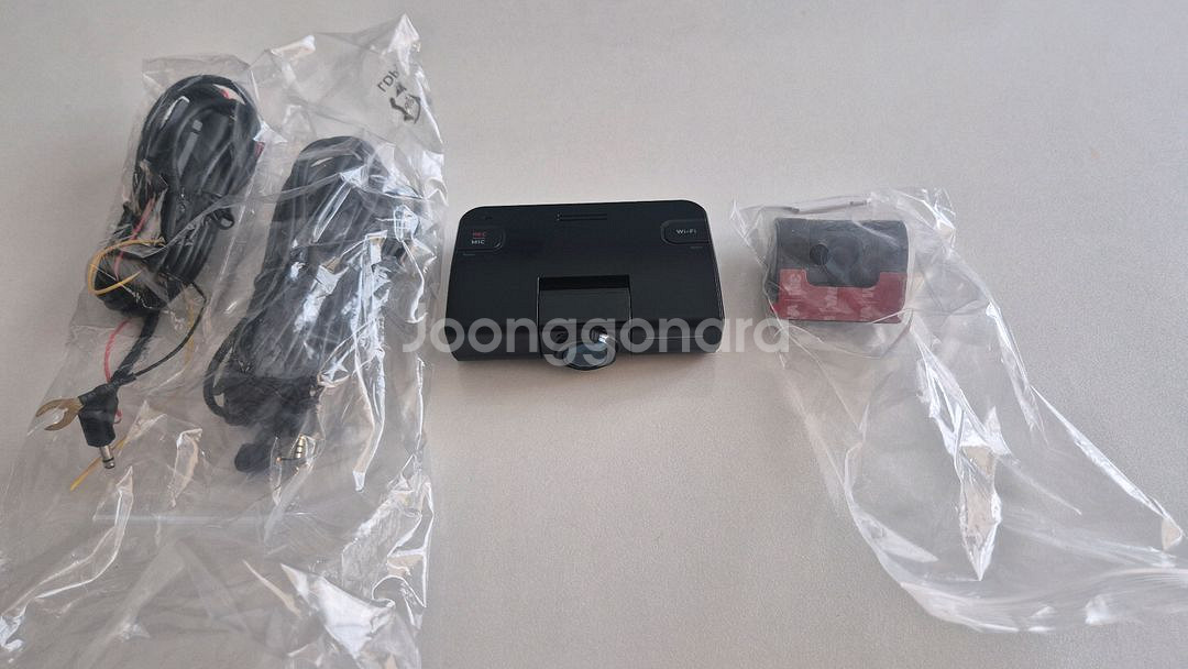 파인뷰 x550 4k 블랙박스--1