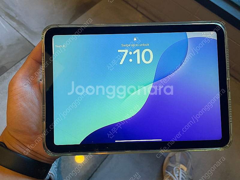 액정 금간 아이패드 미니6 15만 네고가능--0
