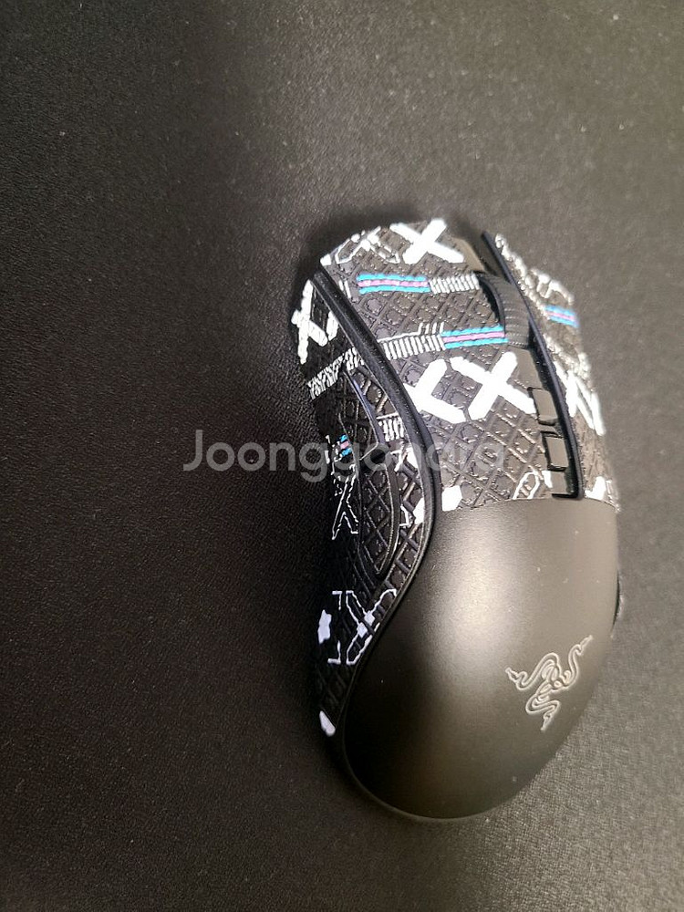 레이저 데스에더 v2 pro + 무선 충전 독--2