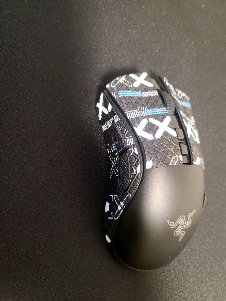 레이저 데스에더 v2 pro + 무선 충전 독 이미지