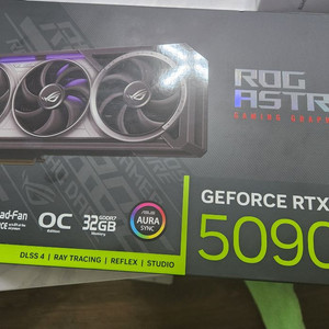 ASUS 5090 astral 단순개봉품