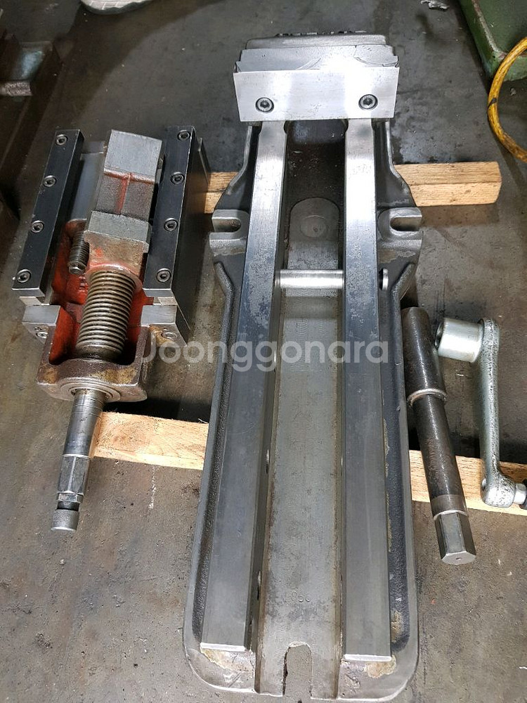 다케다 유압바이스 5인치--0