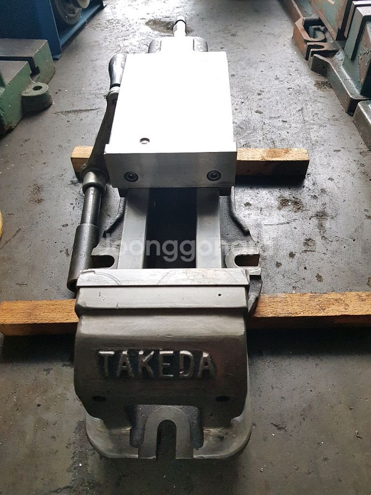 다케다 유압바이스 5인치--4
