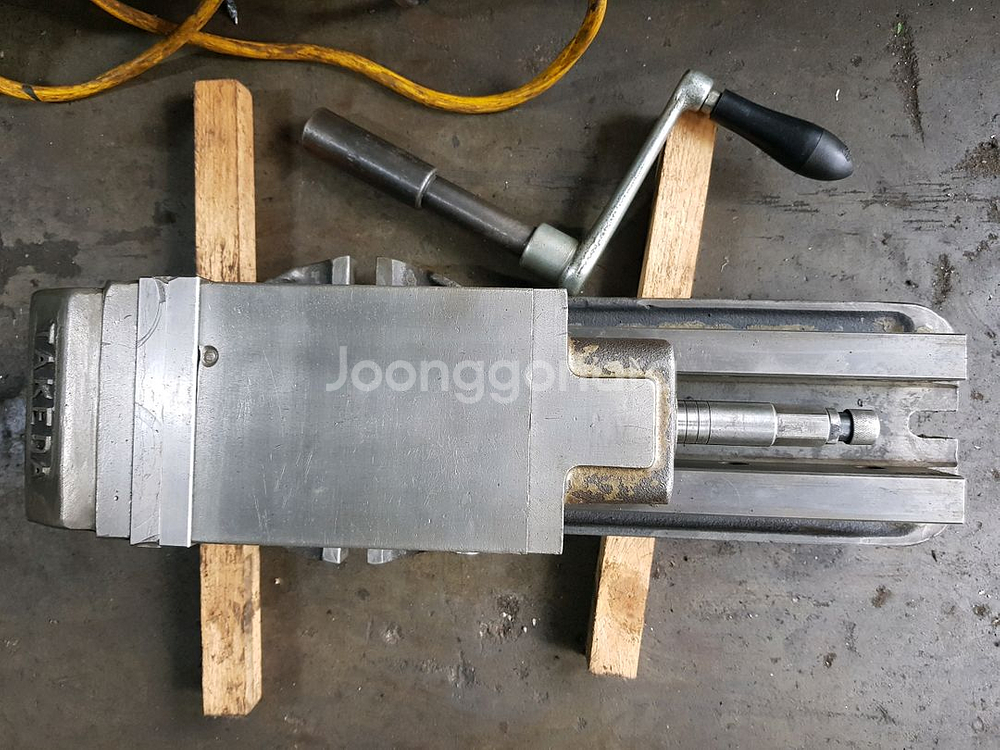 다케다 유압바이스 5인치--5