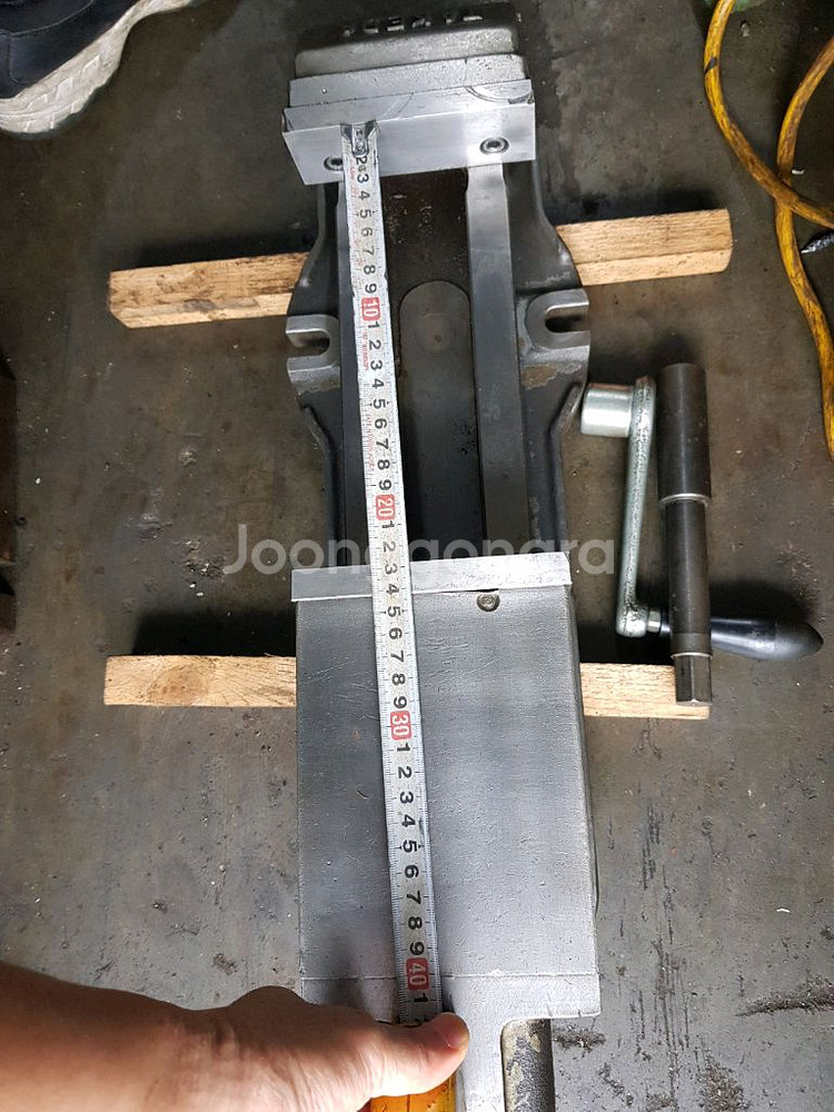 다케다 유압바이스 5인치--7